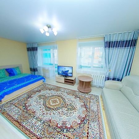 Apart On Slavskogo 14 Ustʼ-Kamenogorsk Exteriér fotografie