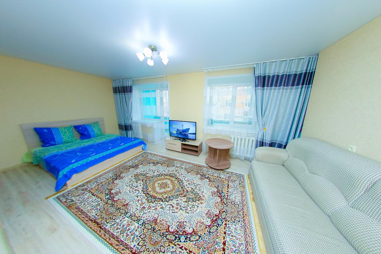 Apart On Slavskogo 14 Ustʼ-Kamenogorsk Exteriér fotografie